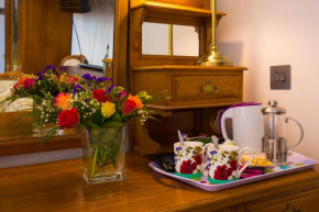  The Islay Hotel  Порт-Эллен